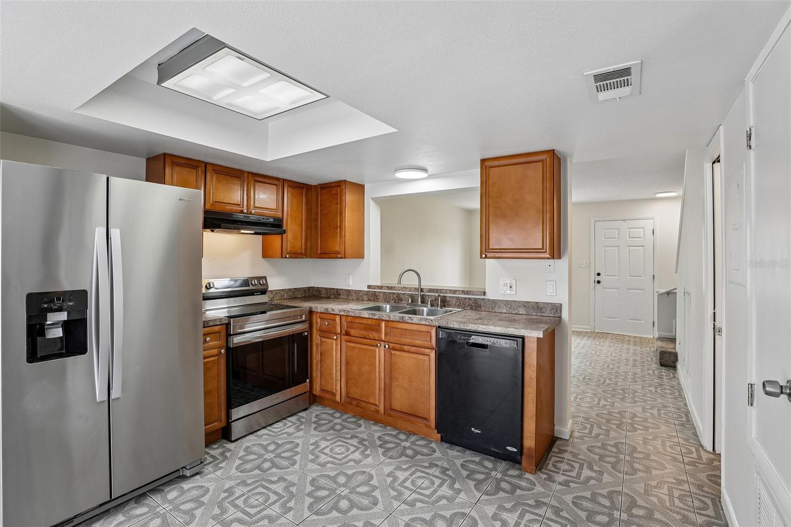 12059 Tift Cir Property Photo 4