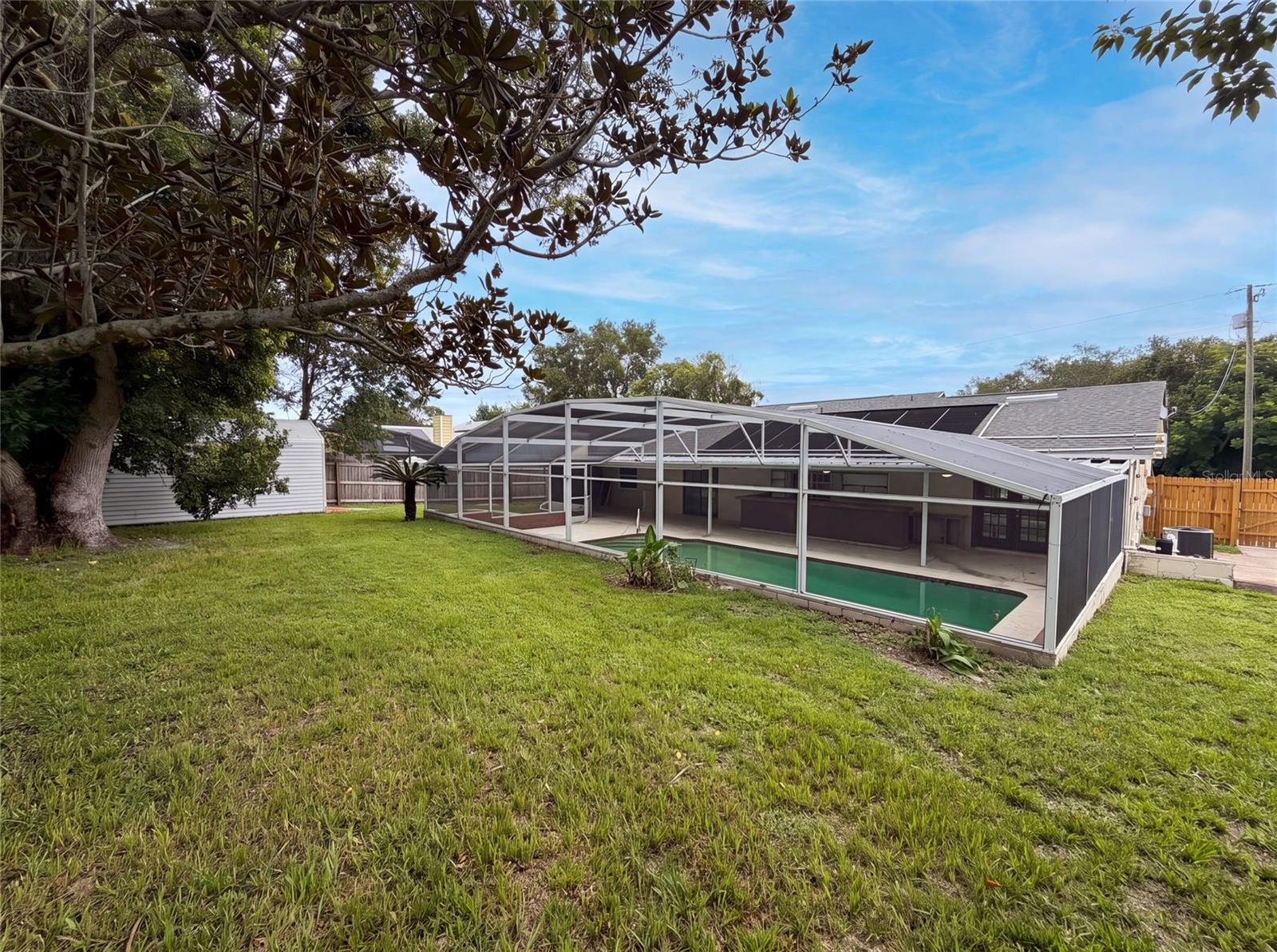 466 Leland Dr Property Photo 20