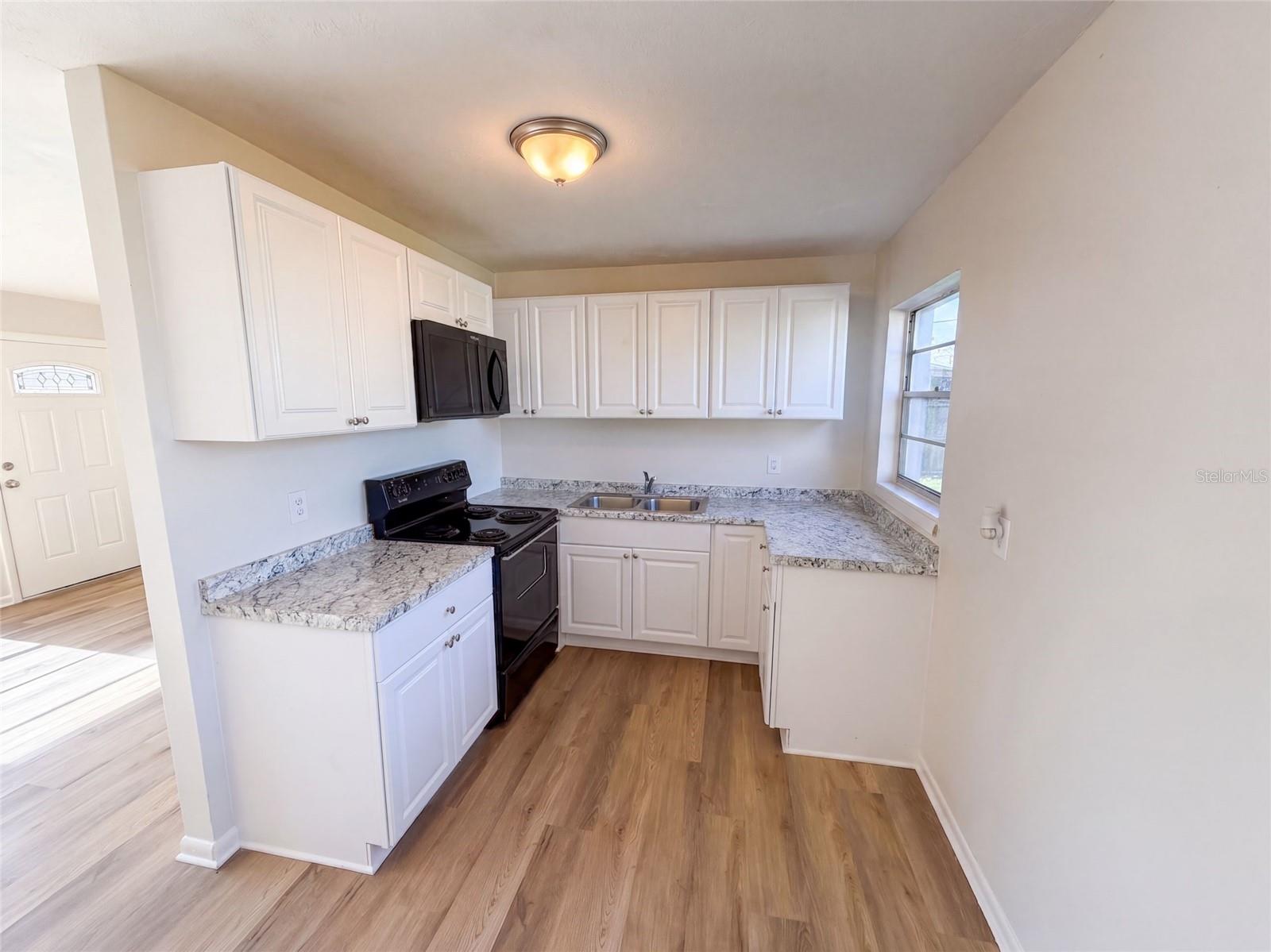 4450 Keats Ave Property Photo 17