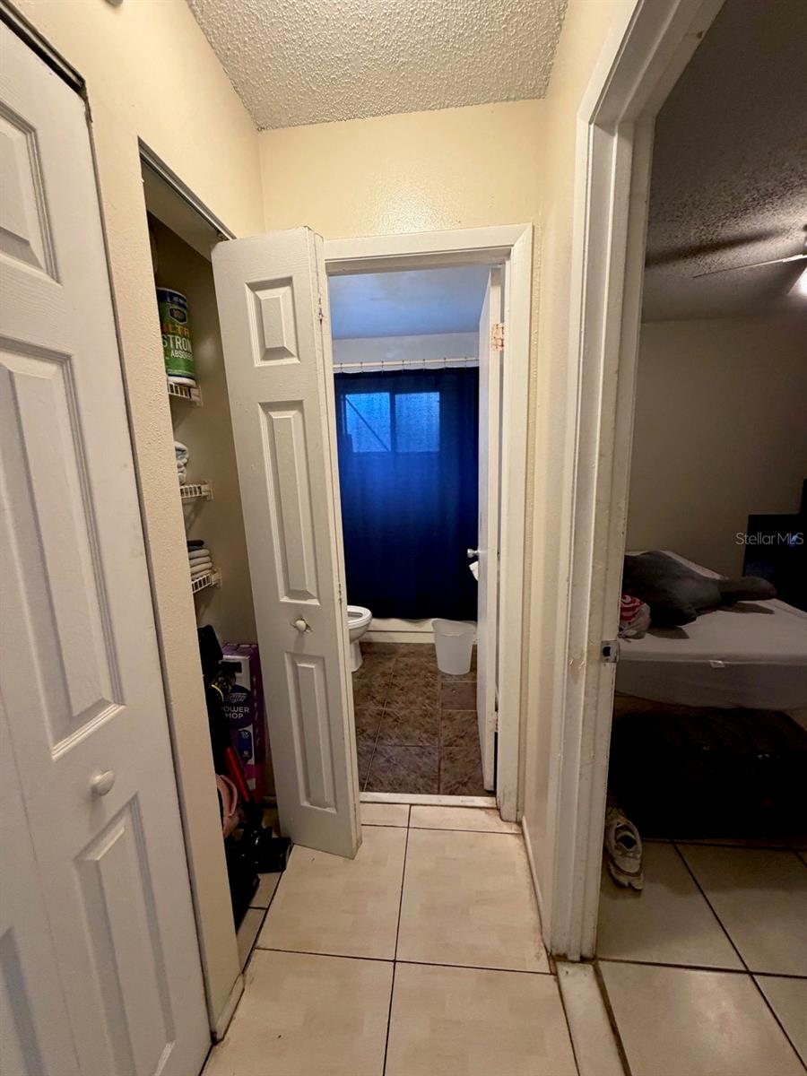 2803 Waxy Willow Ln Property Photo 16
