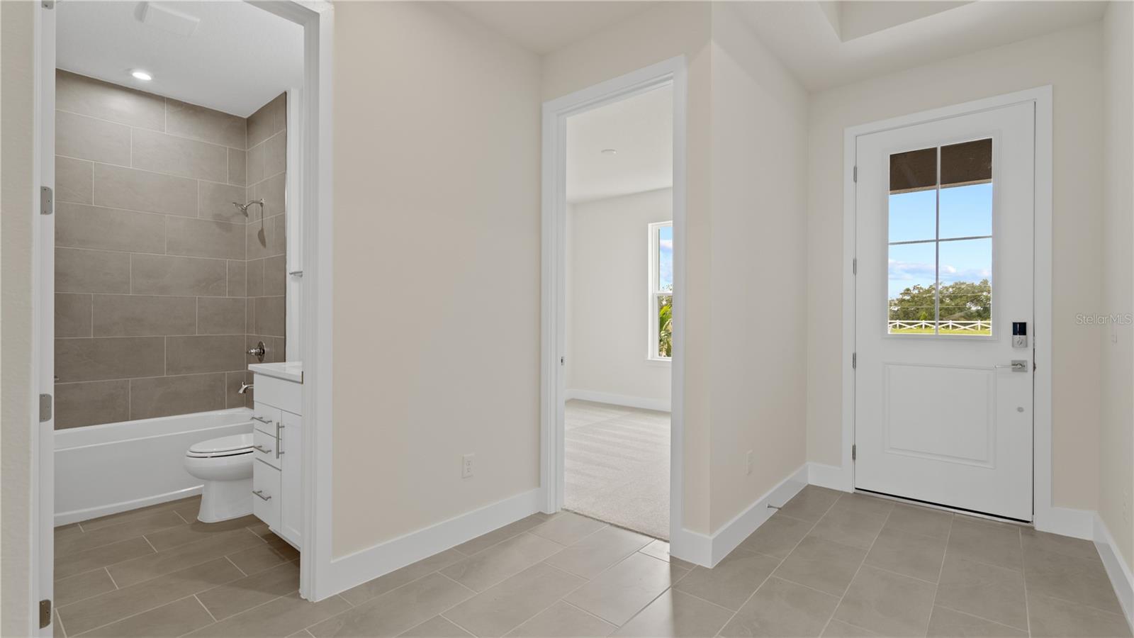 30273 Rustic Mill St Property Photo 5