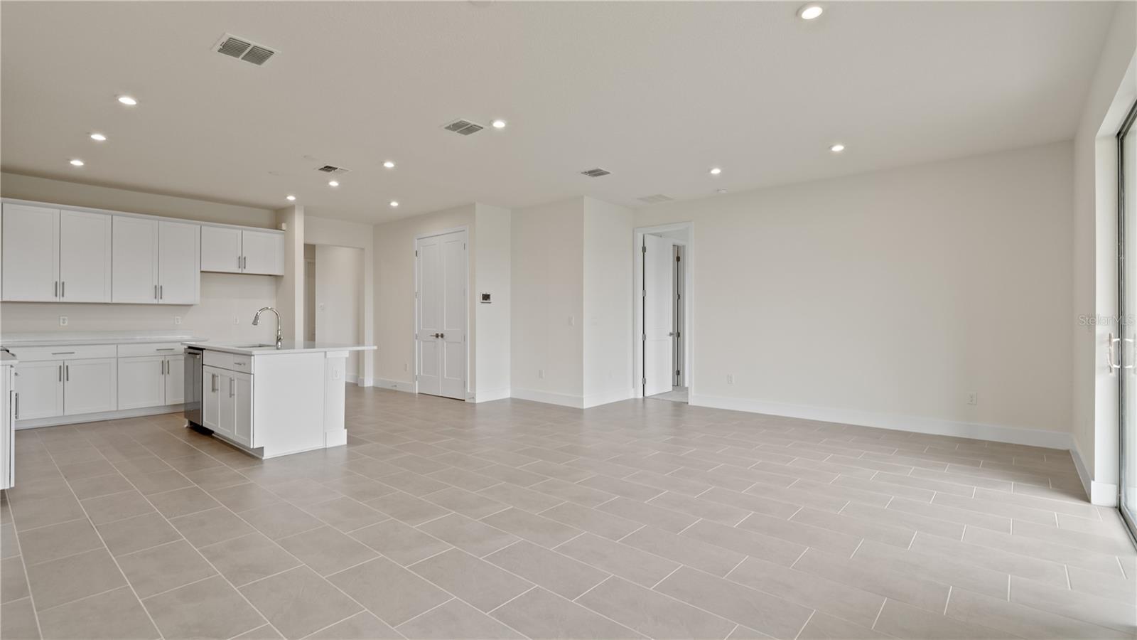 30273 Rustic Mill St Property Photo 11