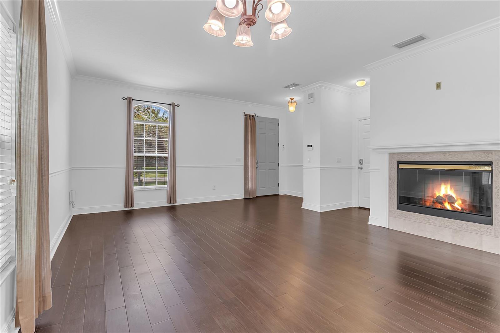1127 Crane Crest Way Property Photo 5