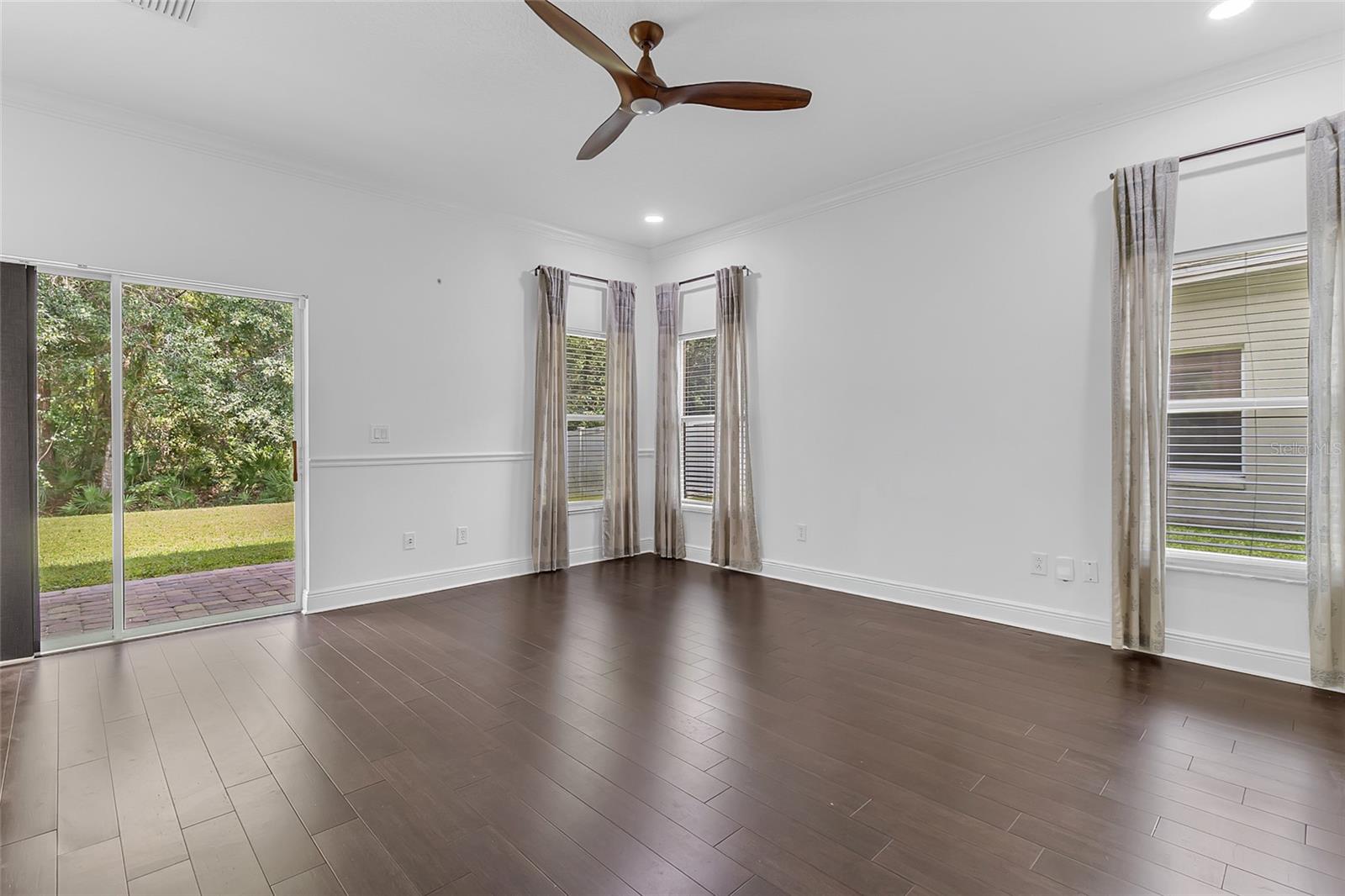 1127 Crane Crest Way Property Photo 9
