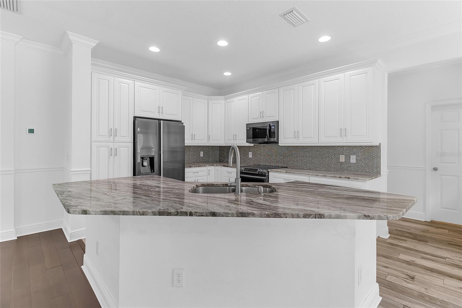 1127 Crane Crest Way Property Photo 11