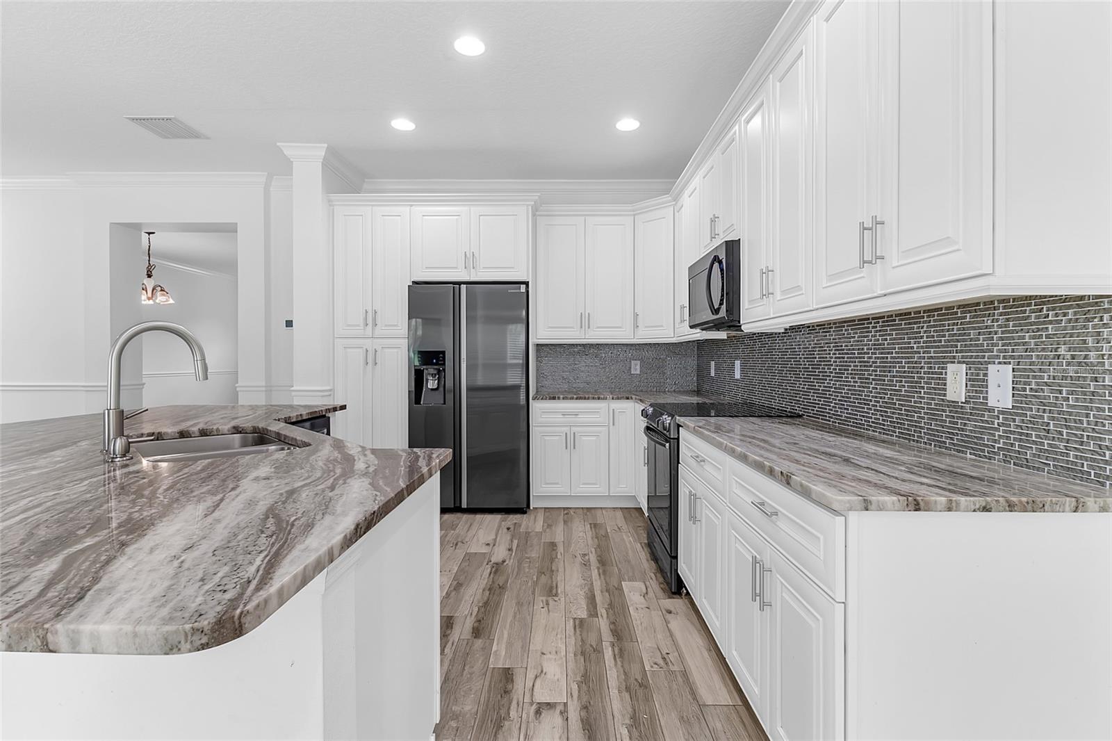 1127 Crane Crest Way Property Photo 12