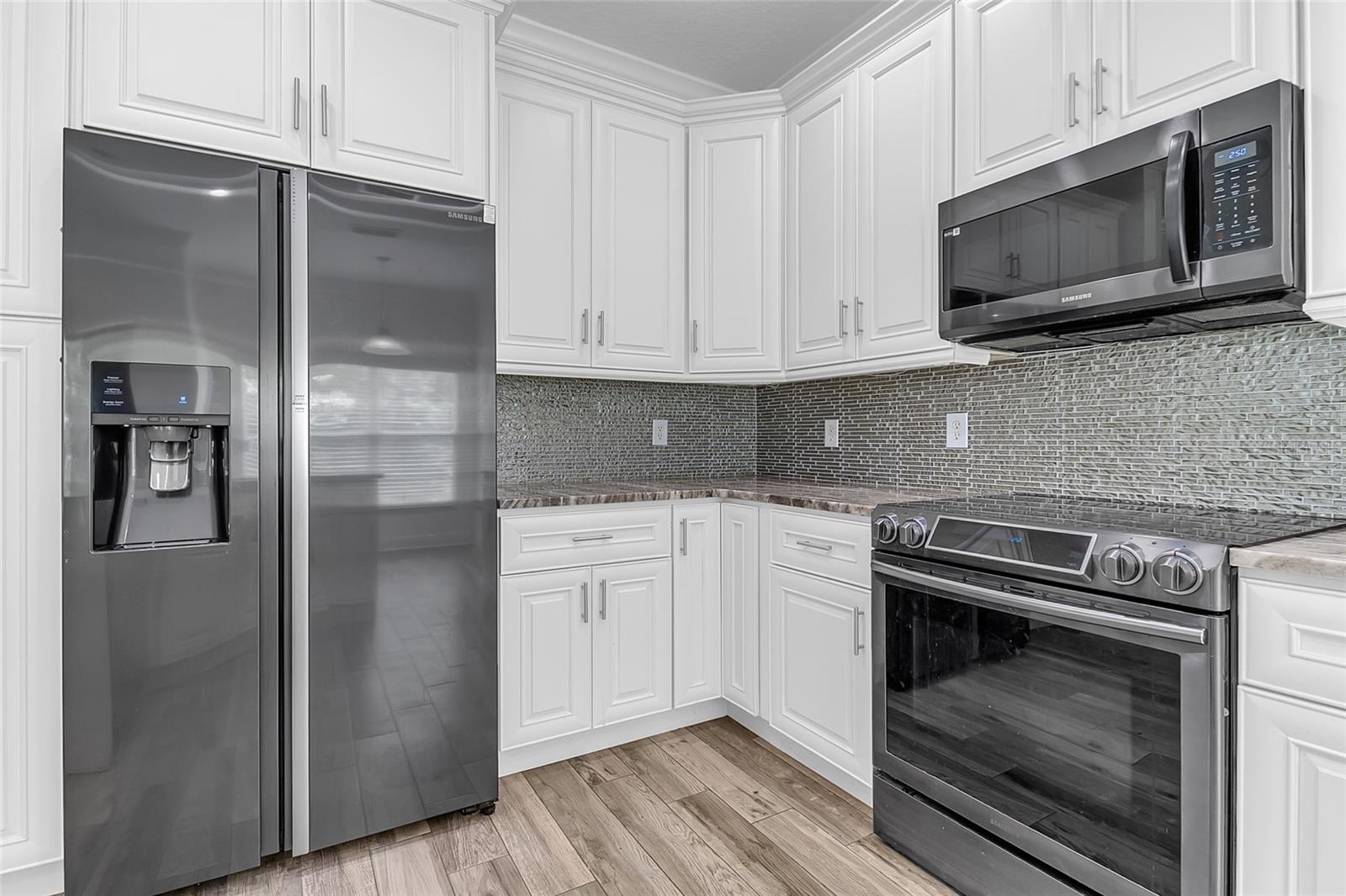 1127 Crane Crest Way Property Photo 14