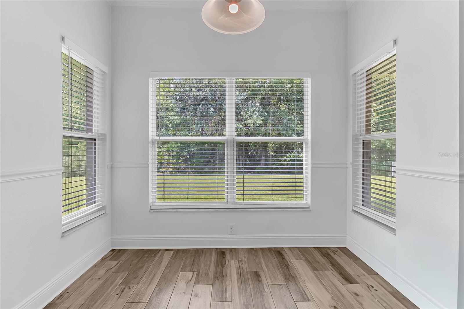 1127 Crane Crest Way Property Photo 15