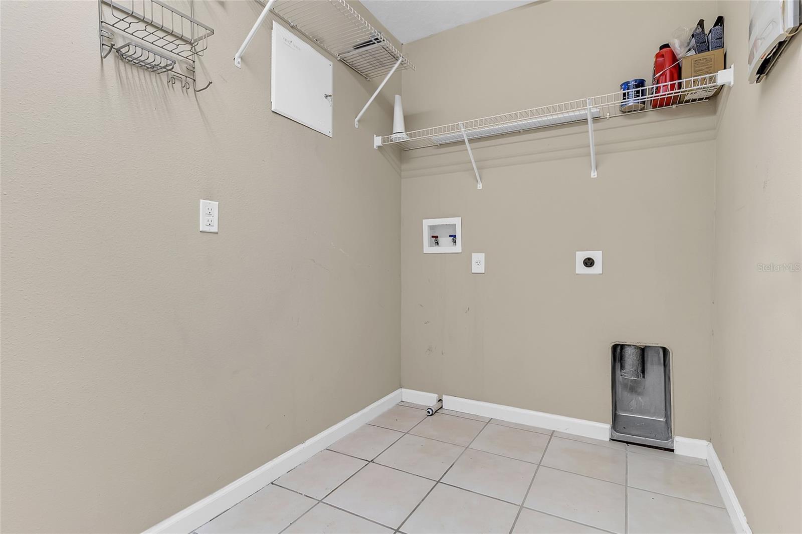 1127 Crane Crest Way Property Photo 31