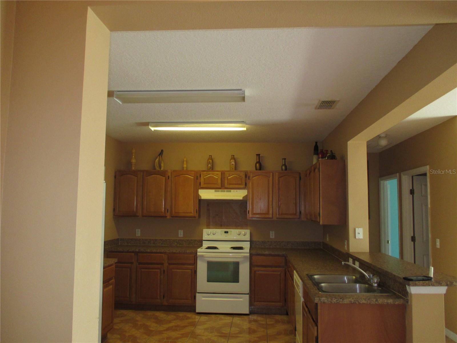824 Colville Dr Property Photo 5