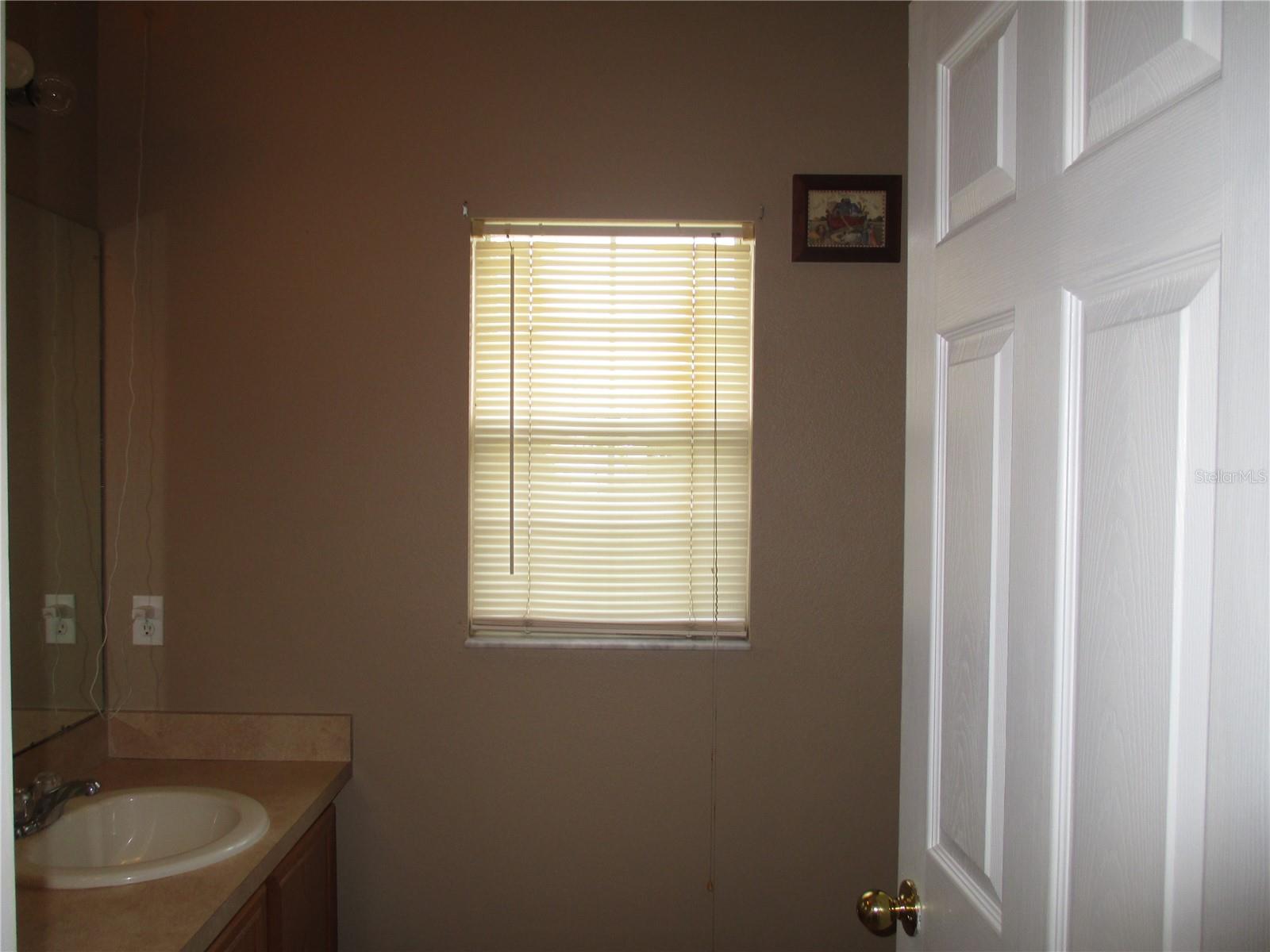 824 Colville Dr Property Photo 6