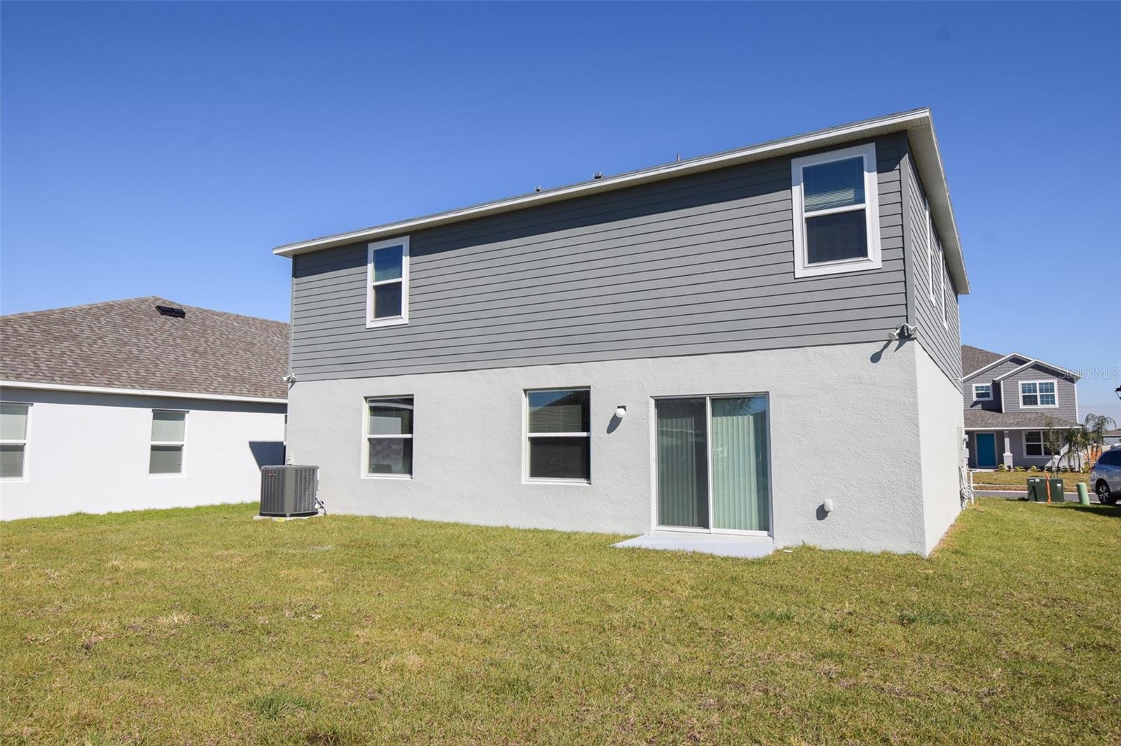 553 Pawnee Ct Property Photo 3