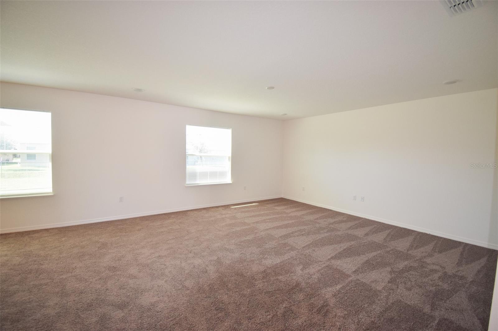 553 Pawnee Ct Property Photo 28