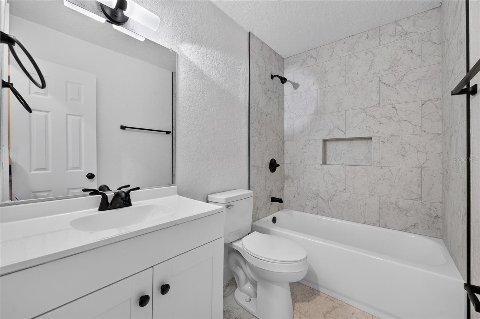 1911 Water St Property Photo 17