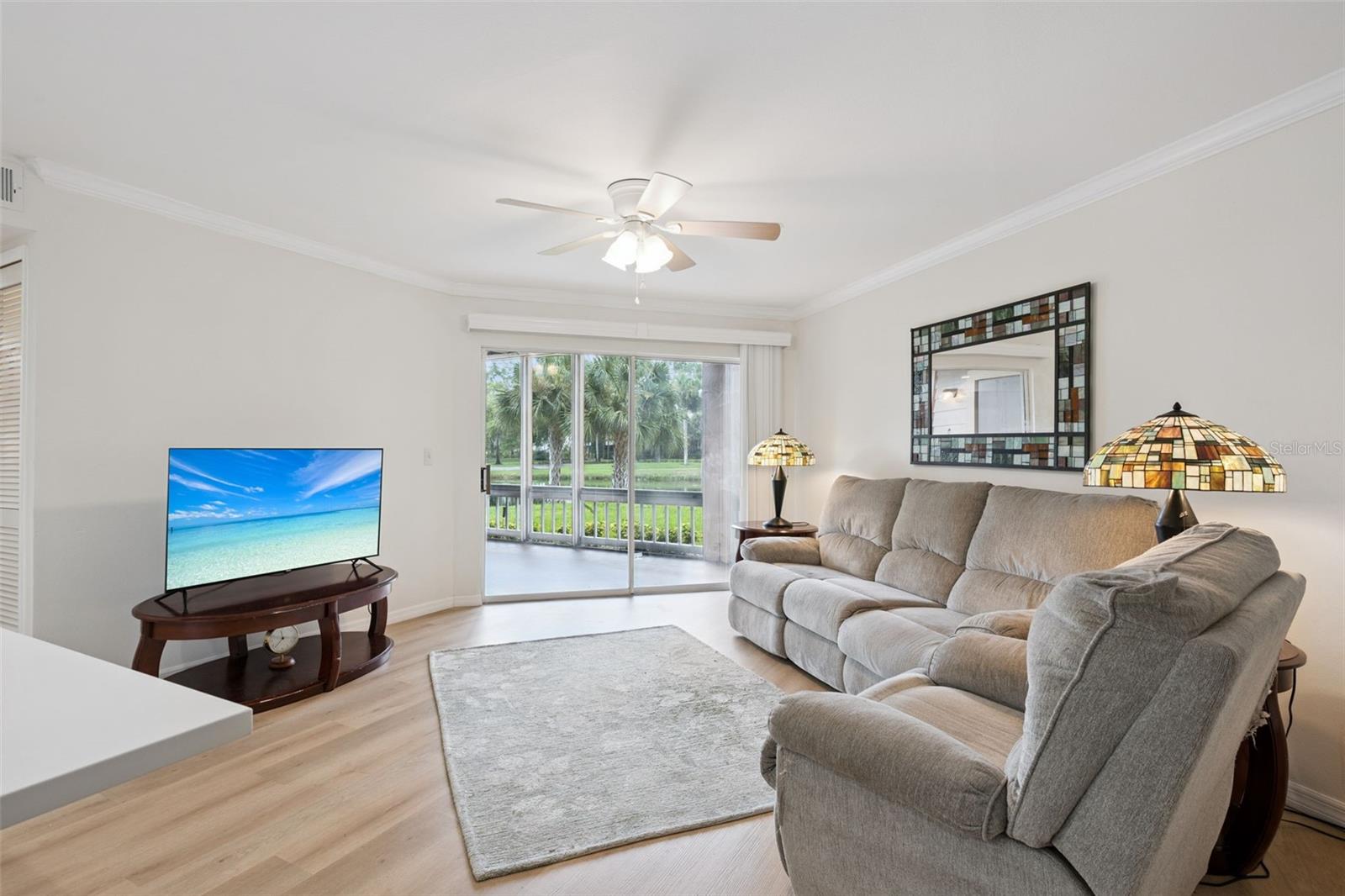 470 S Pin Oak Pl #112 Property Photo 8