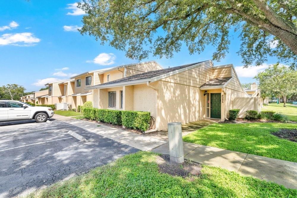 5395 Emerald Isle Dr #1011 Property Photo 1