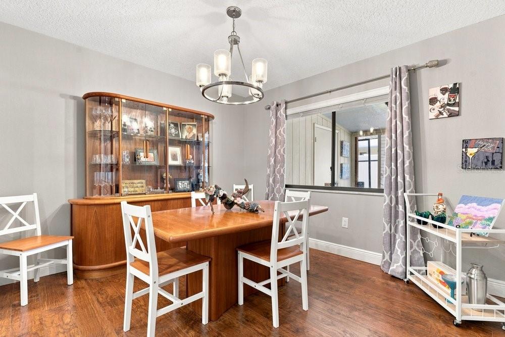 5395 Emerald Isle Dr #1011 Property Photo 14