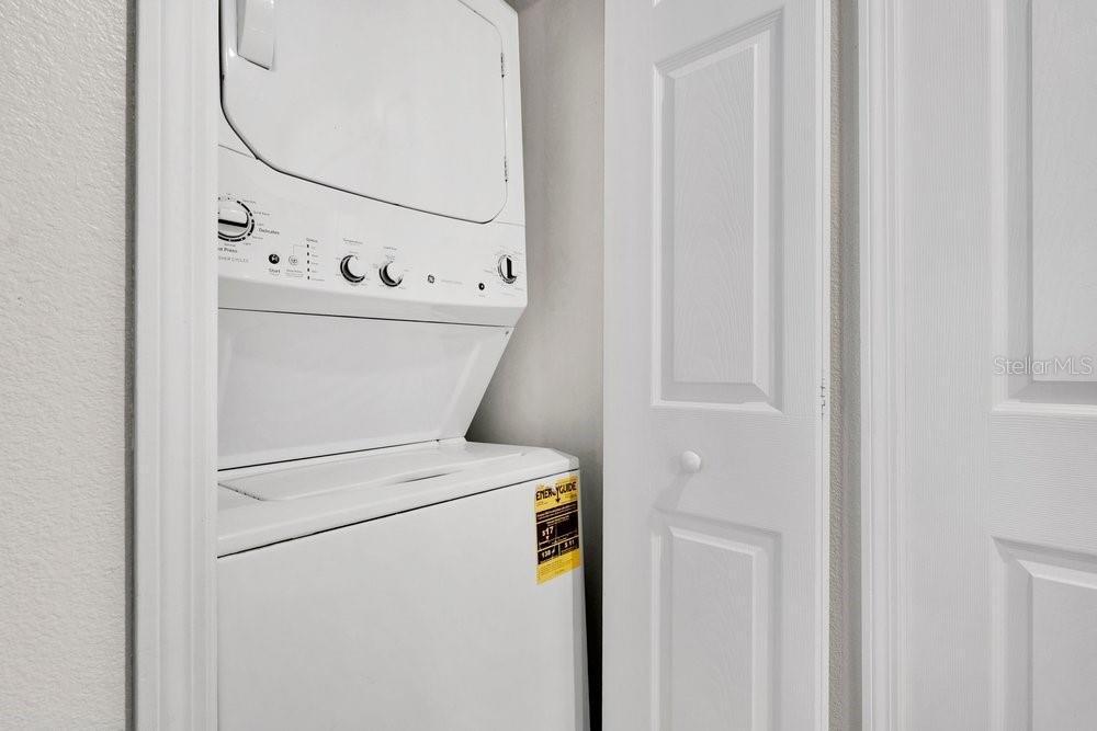 5395 Emerald Isle Dr #1011 Property Photo 21