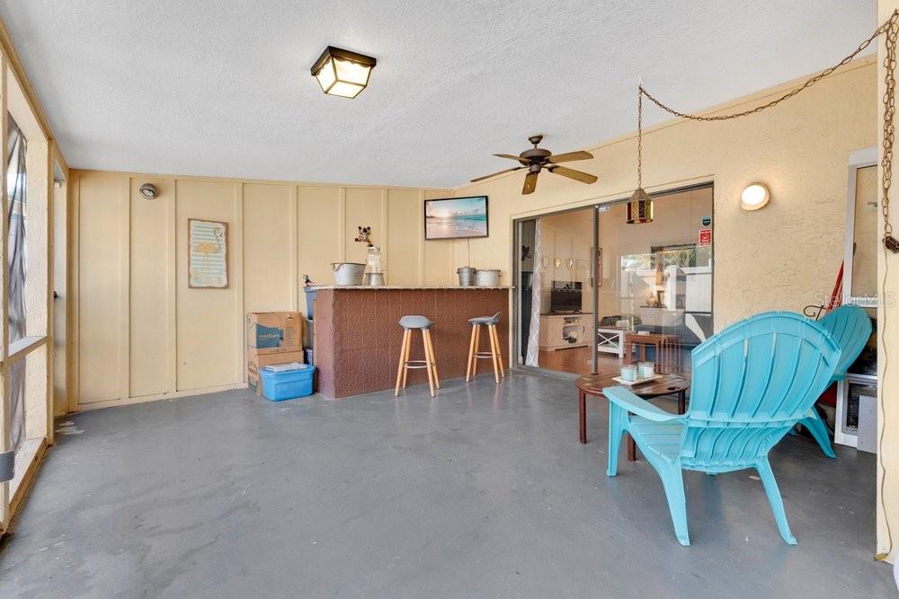 5395 Emerald Isle Dr #1011 Property Photo 22