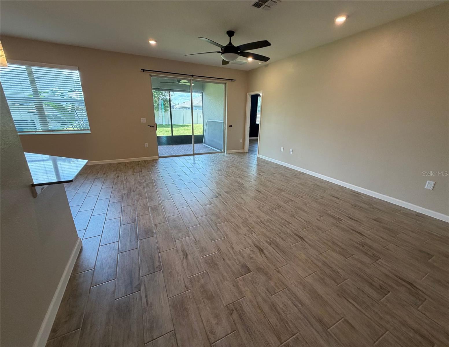 2917 Bluestem Ln Property Photo 6