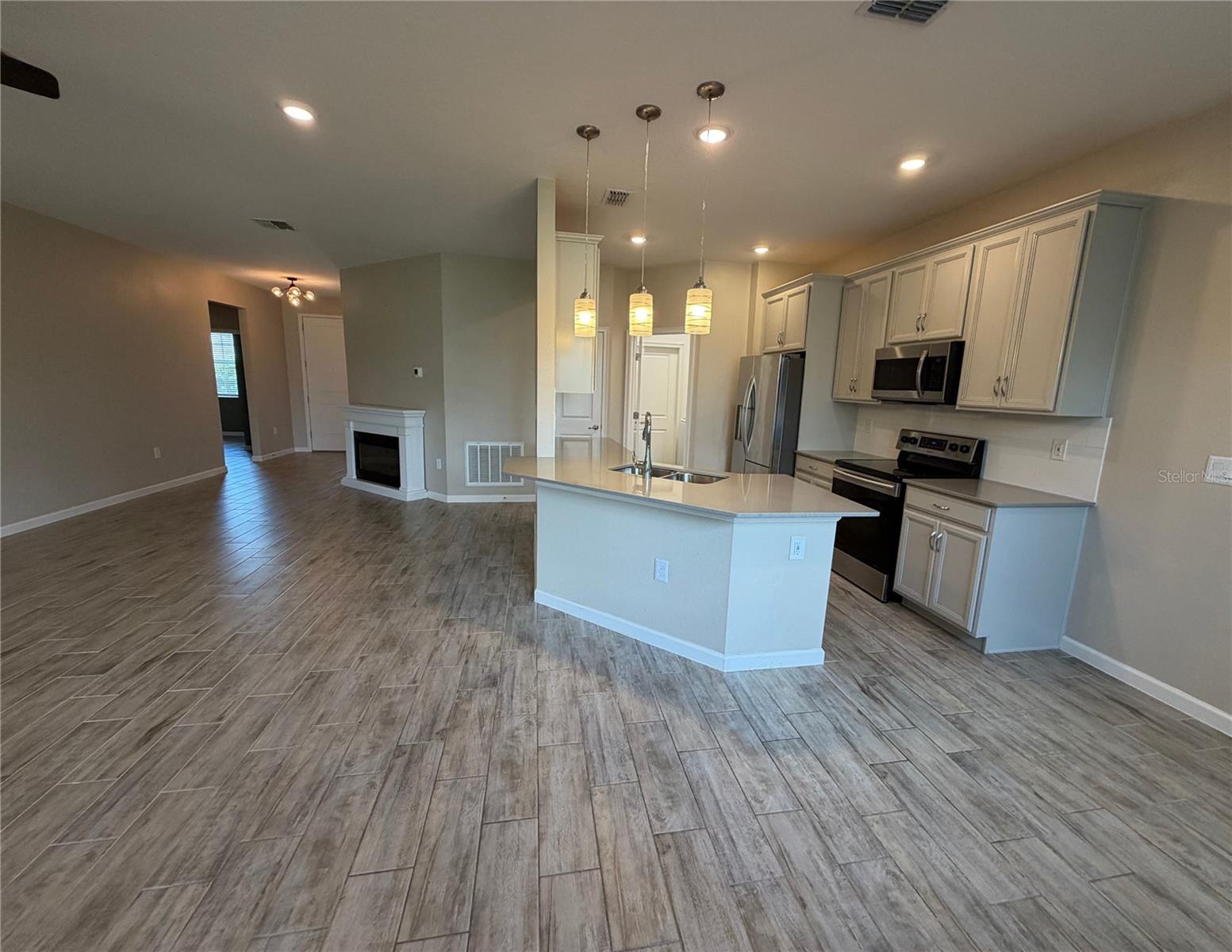 2917 Bluestem Ln Property Photo 7