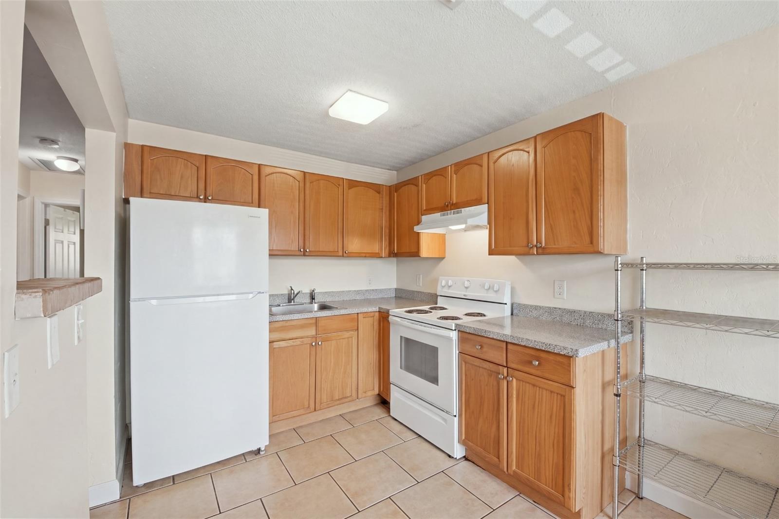 415 N Halifax Ave #208 Property Photo 9