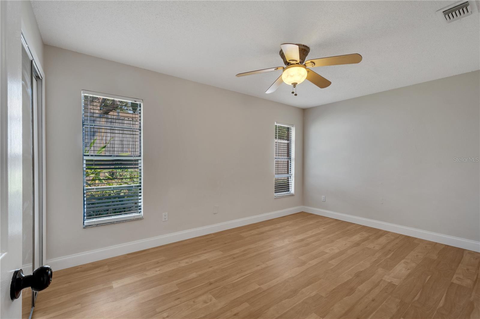 24 Bayridge Ct Property Photo 45