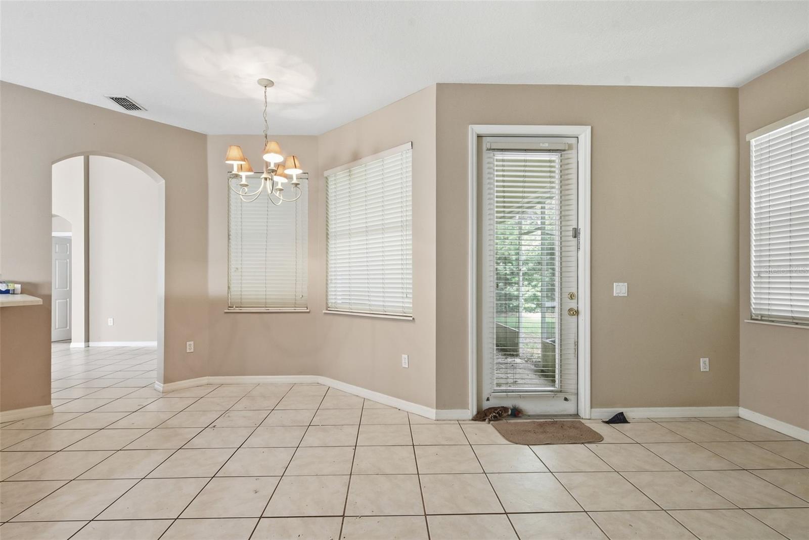 929 Lascala Dr Property Photo 13