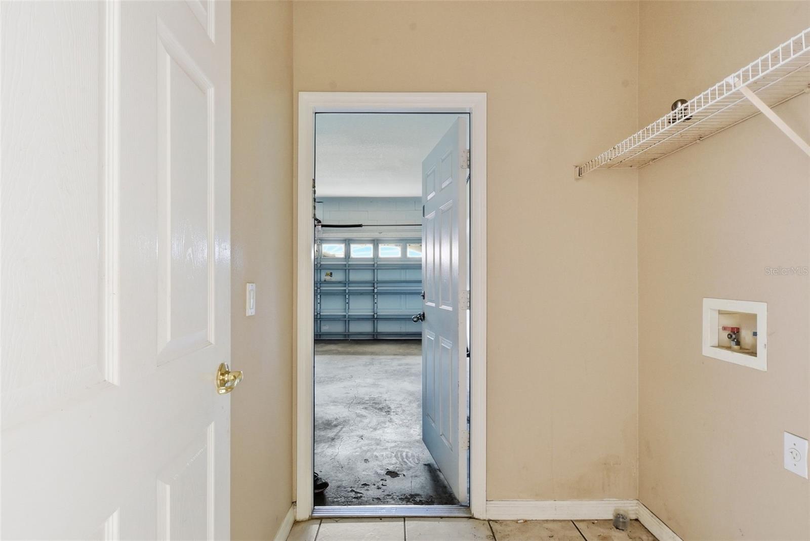 929 Lascala Dr Property Photo 31