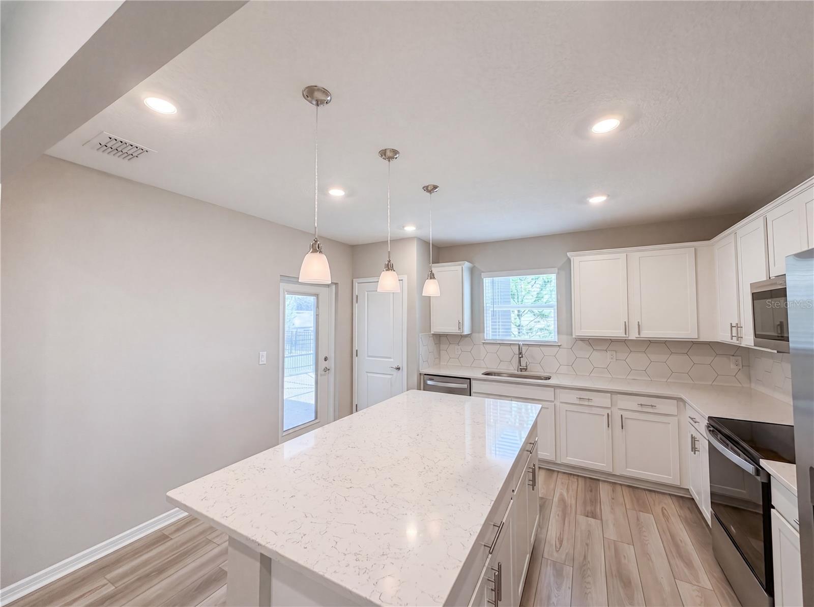 8332 Sw 54th Loop Property Photo 10