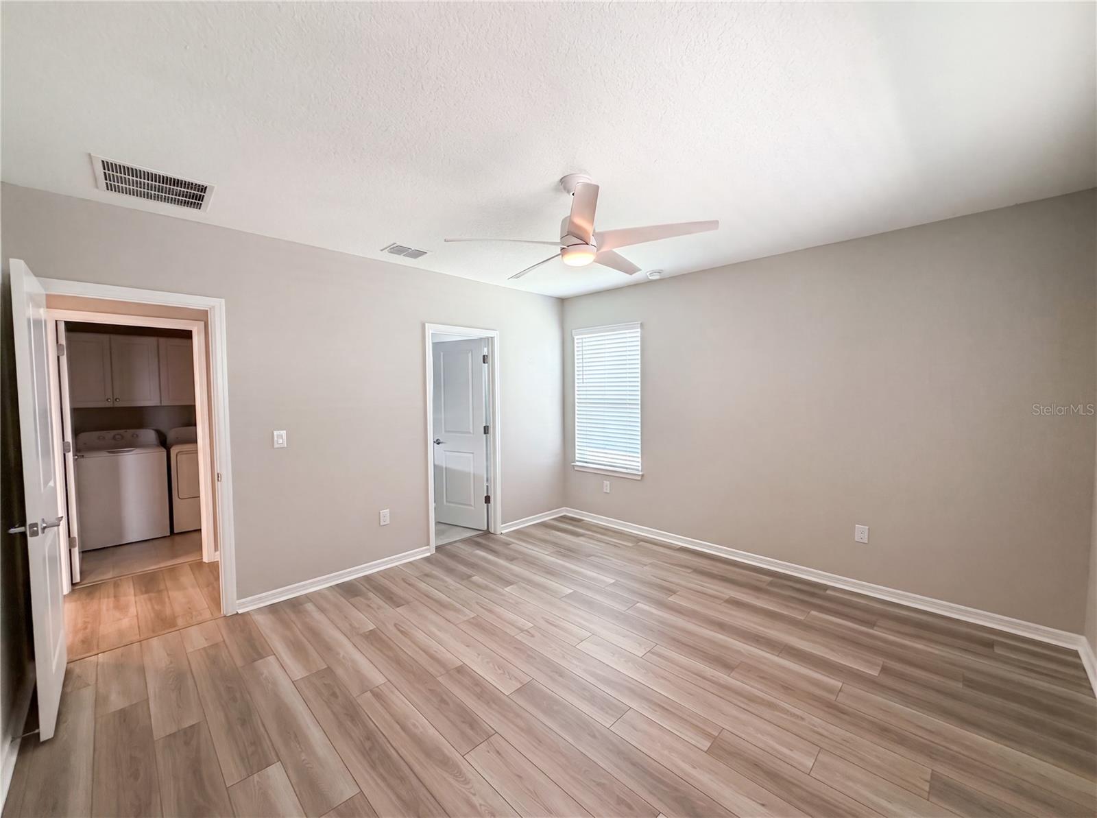 8332 Sw 54th Loop Property Photo 13
