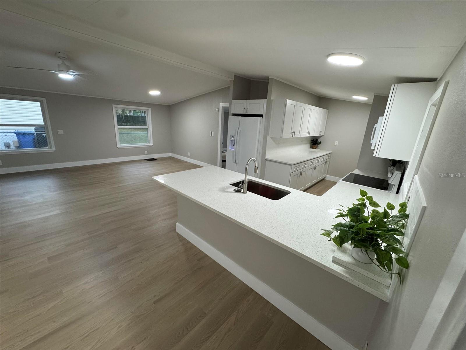 8801 Marc David Property Photo 8