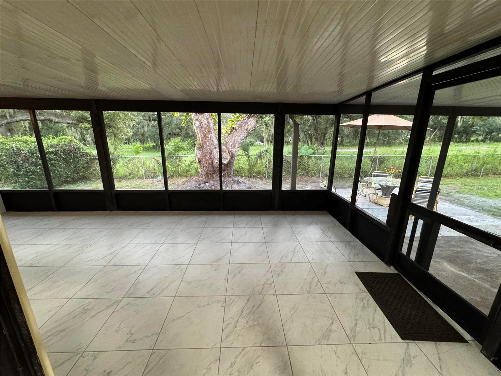 8801 Marc David Property Photo 15
