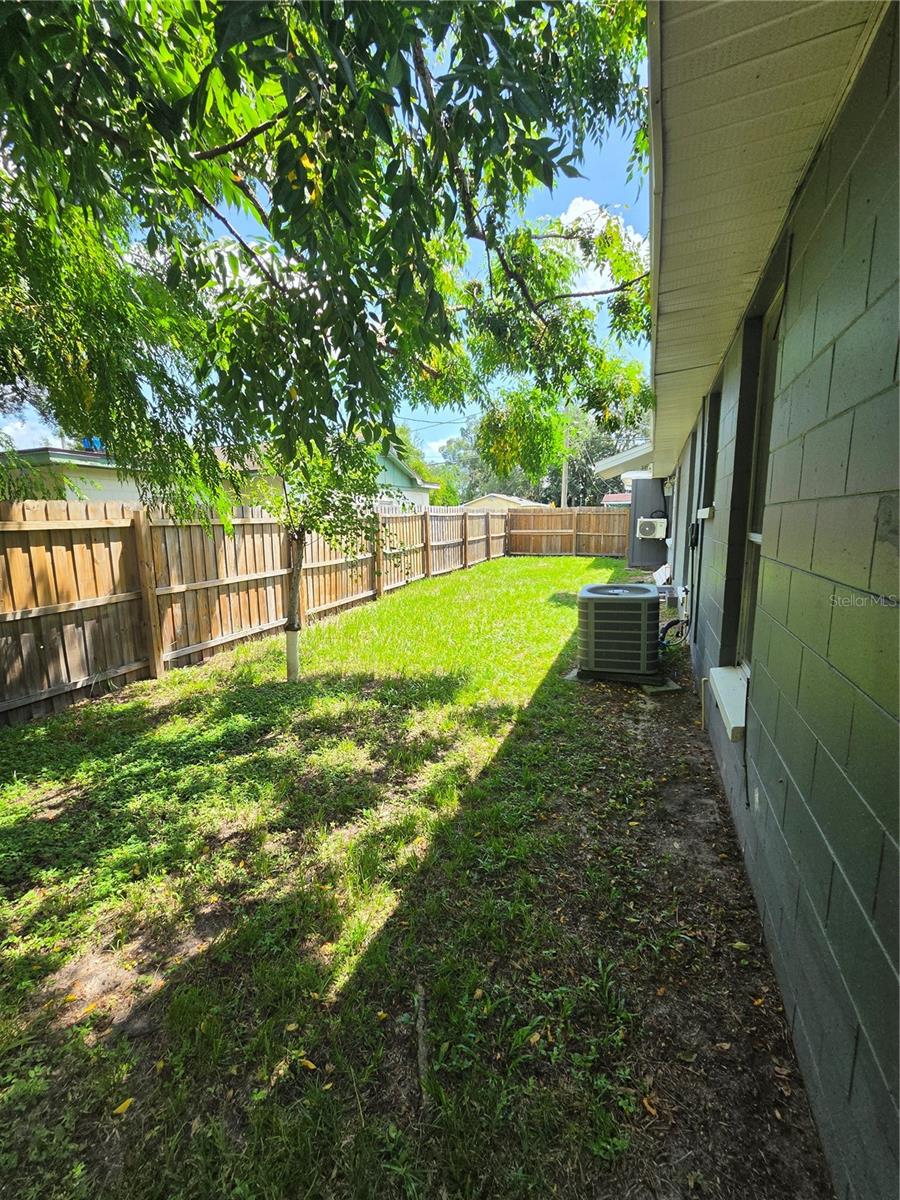 1500 Crest Ave Property Photo 21
