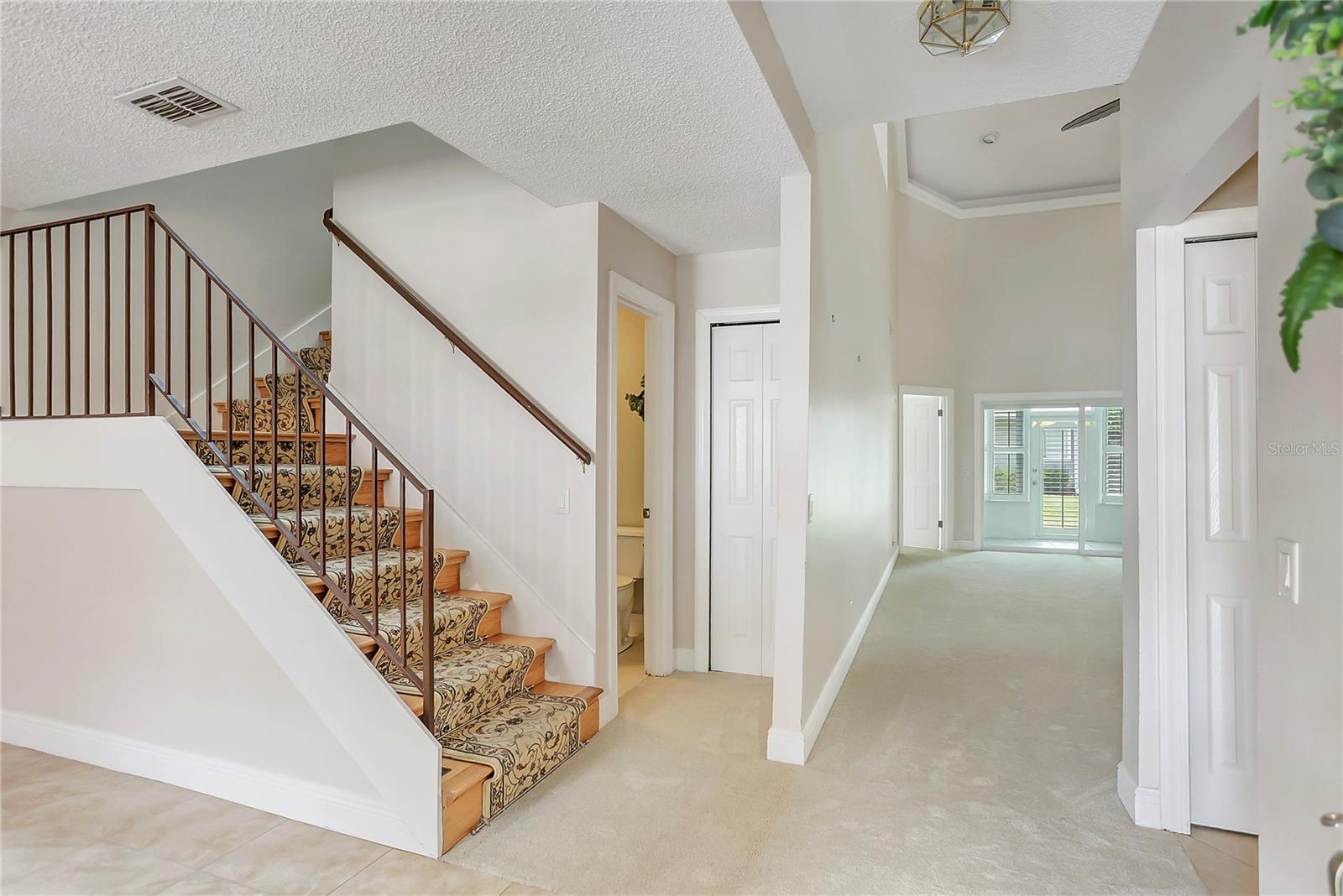 605 Chestnut Oak Cir #107 Property Photo 5