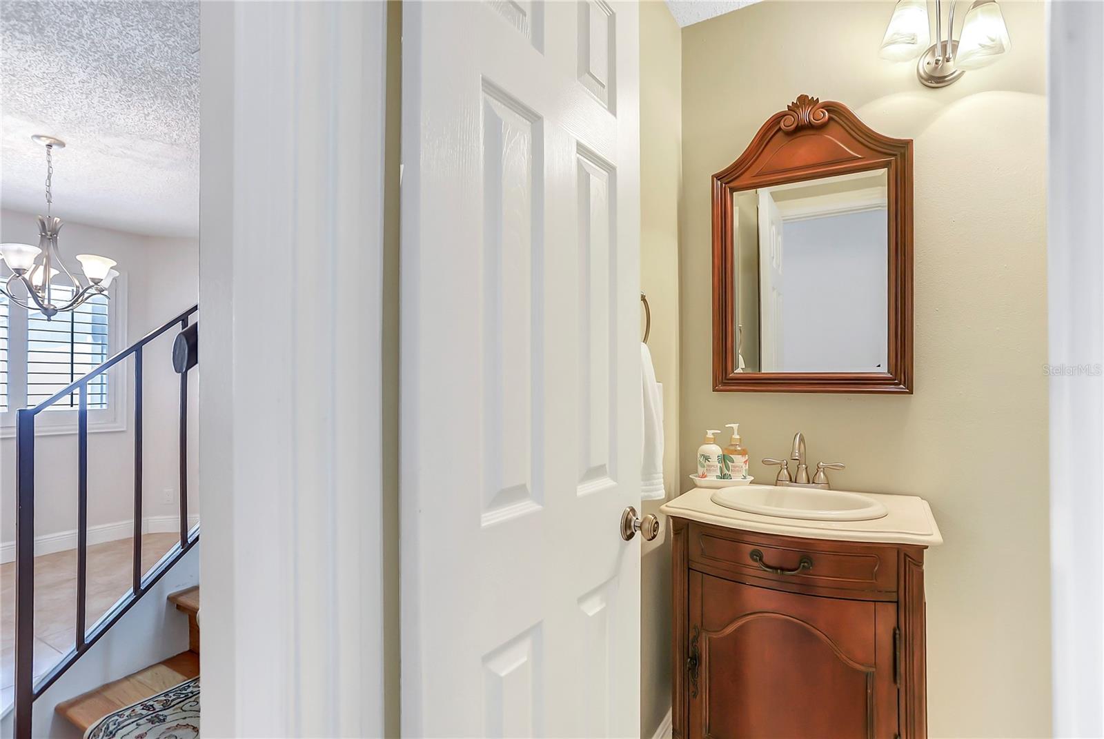 605 Chestnut Oak Cir #107 Property Photo 6