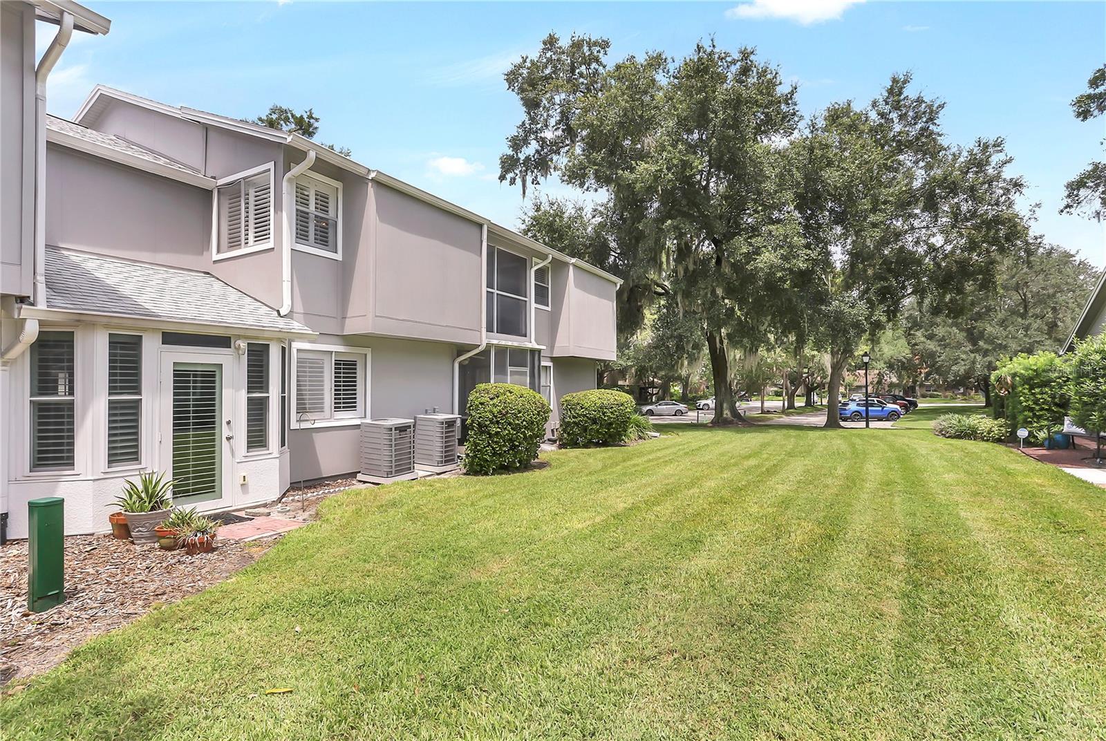 605 Chestnut Oak Cir #107 Property Photo 11