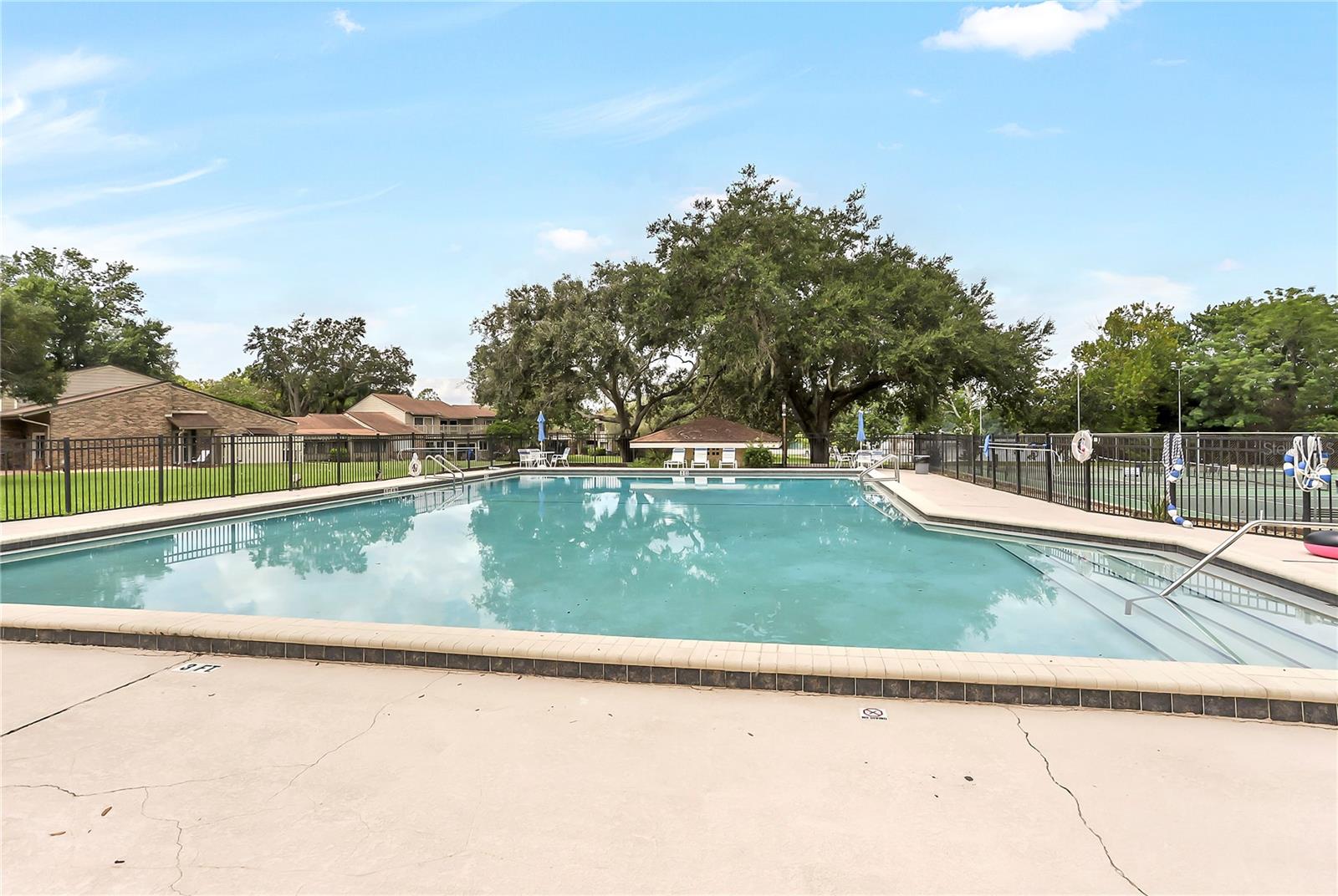 605 Chestnut Oak Cir #107 Property Photo 30