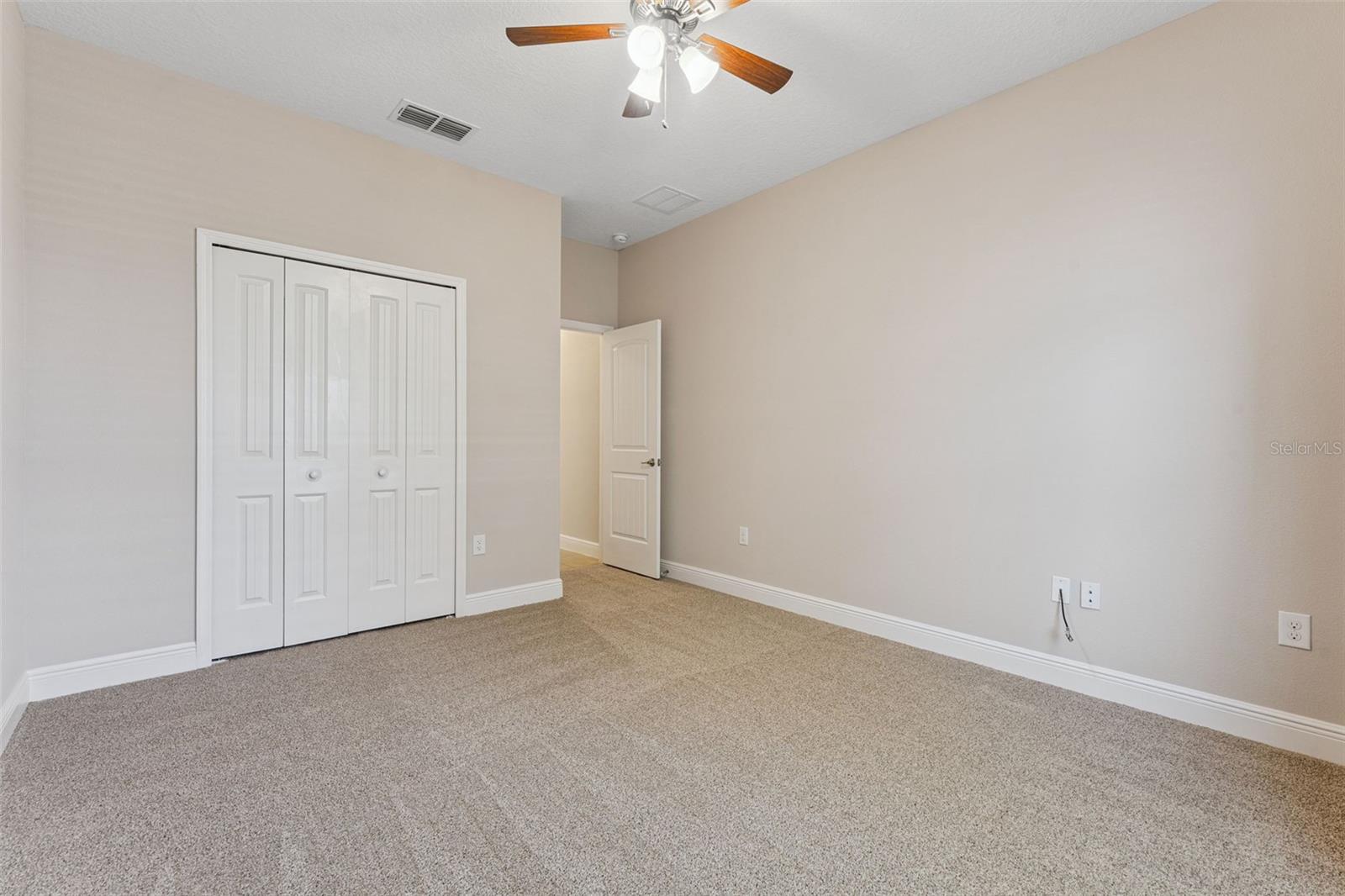 1543 Caterpillar St Property Photo 17
