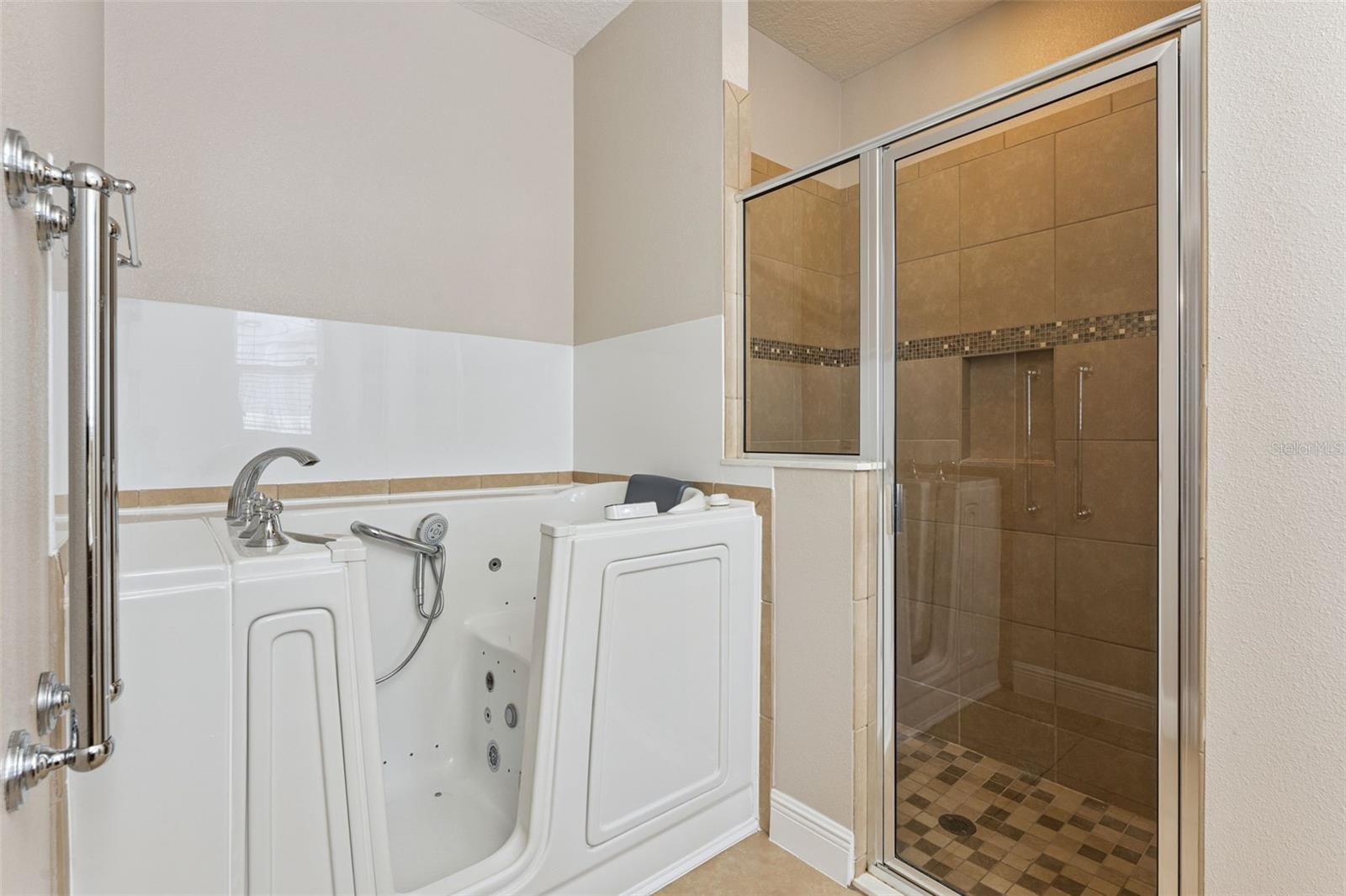 1543 Caterpillar St Property Photo 23