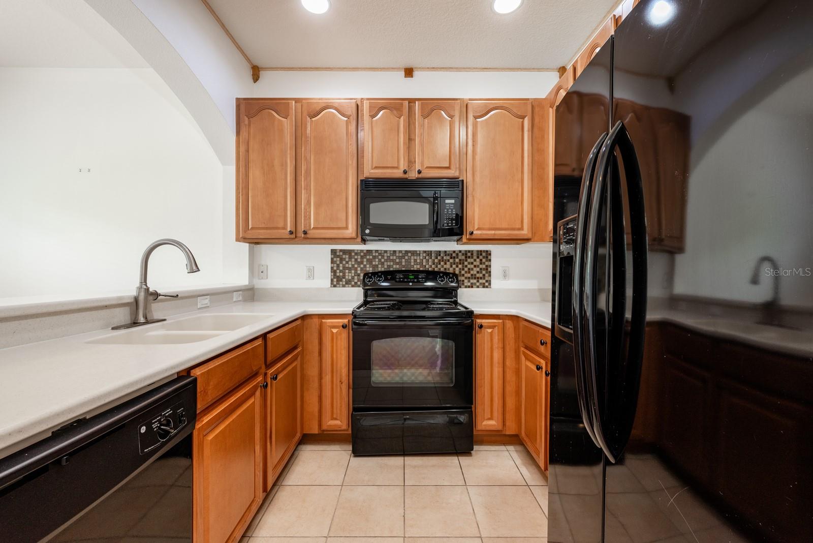 11935 Great Commission Way Property Photo 8