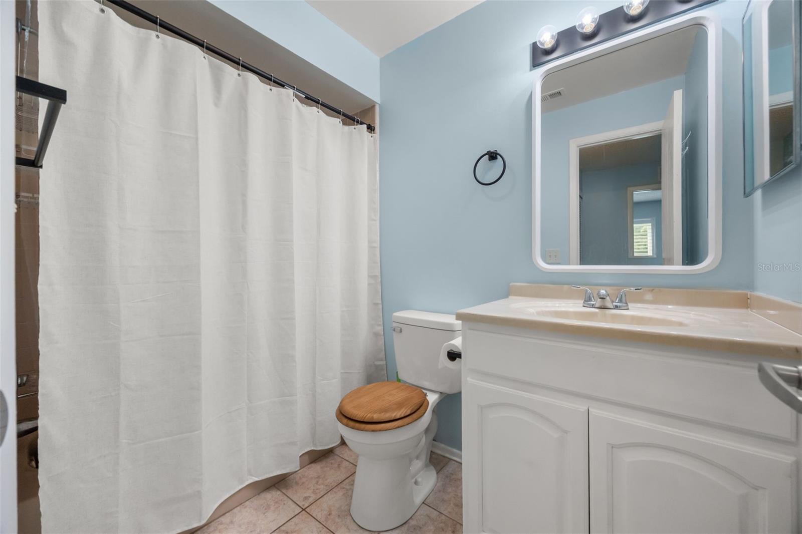 2642 Majestic Ave Property Photo 24