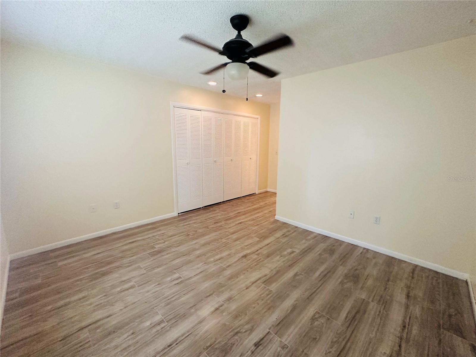 6057 Windhover Dr #e-08 Property Photo 8