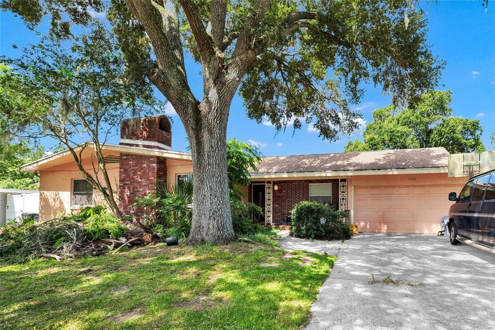 3126 S Osceola Ave Property Photo 1