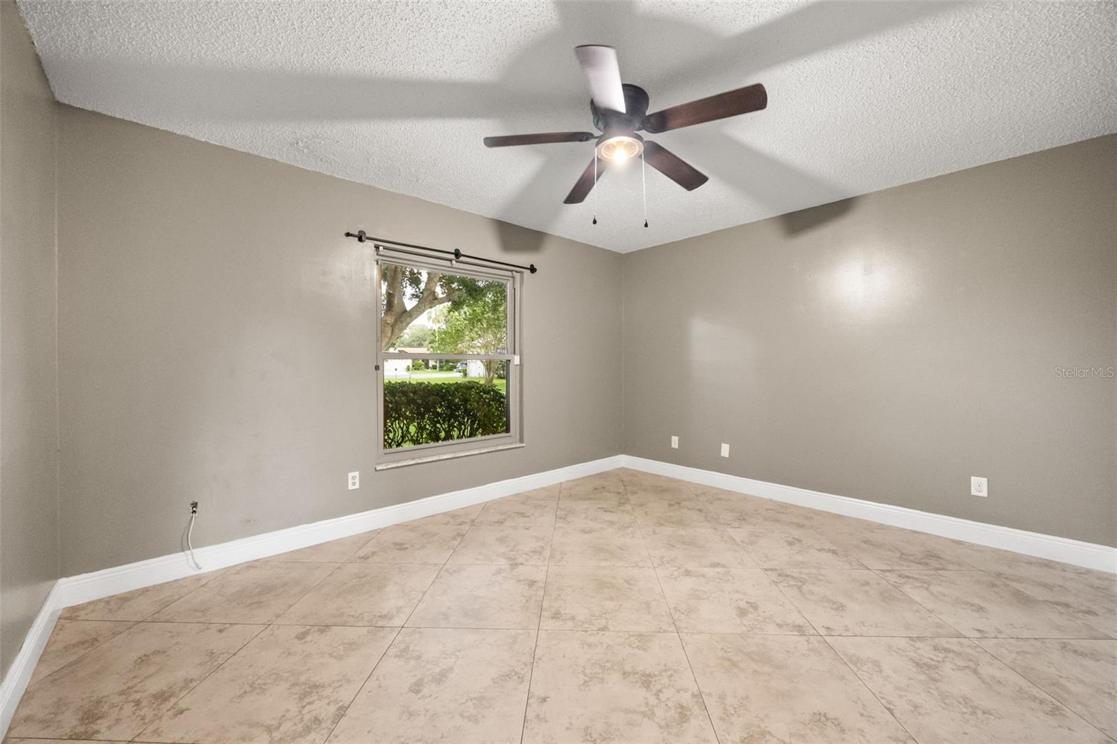 11813 Scotty Dr Property Photo 13
