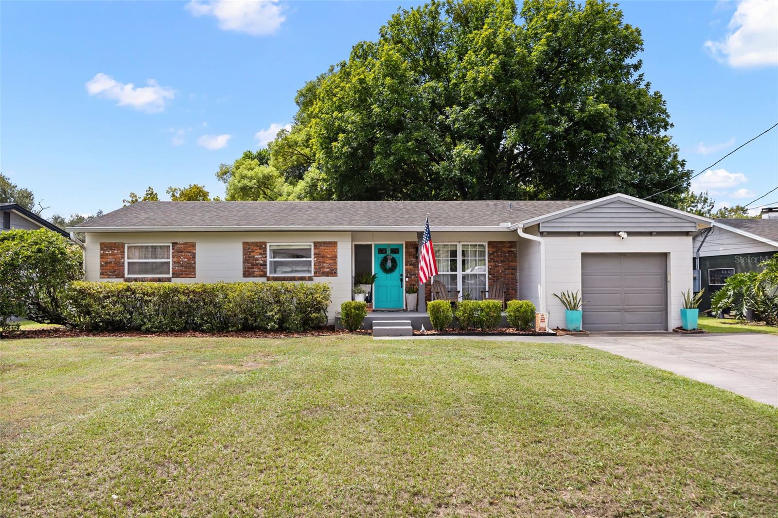 2126 Albert Lee Pkwy Property Photo 1