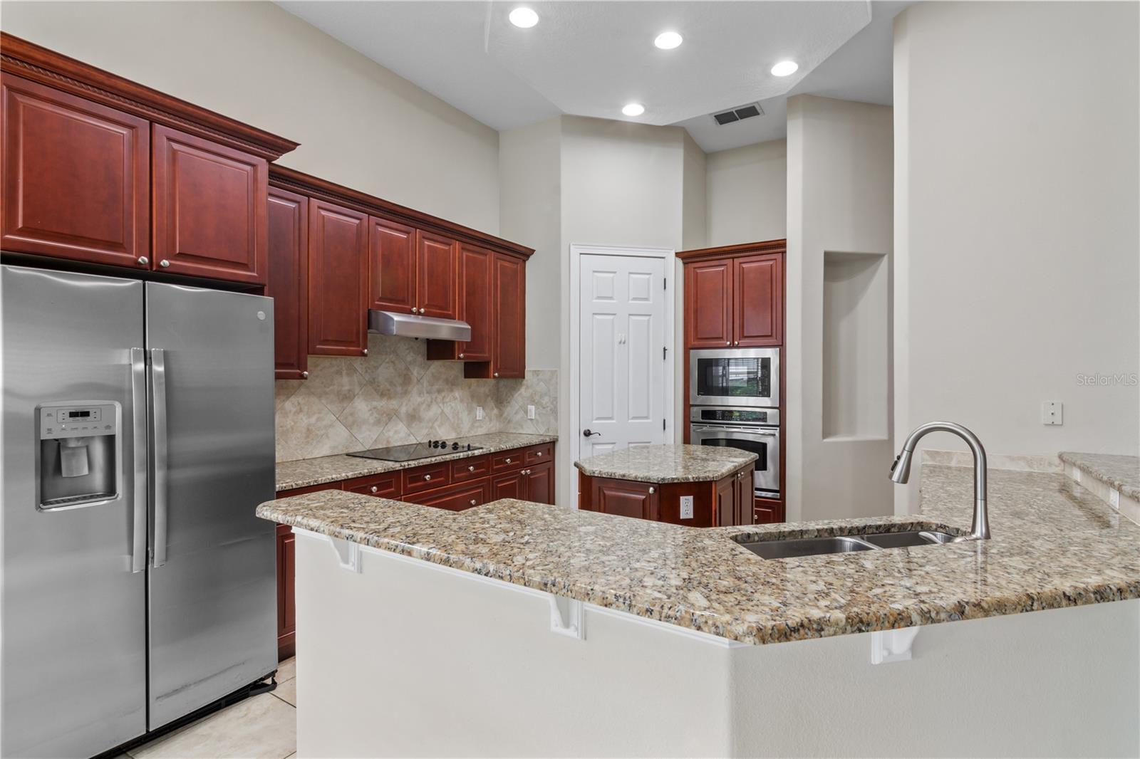 7014 Phillips Cove Ct #27 Property Photo 11