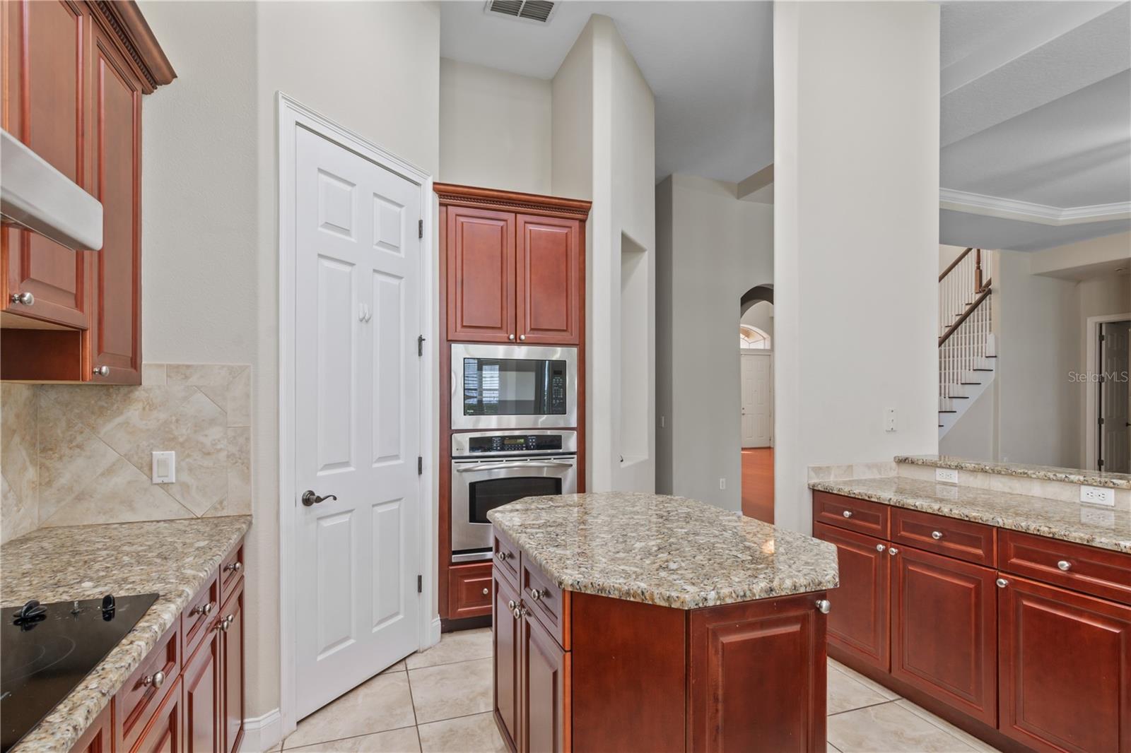 7014 Phillips Cove Ct #27 Property Photo 12