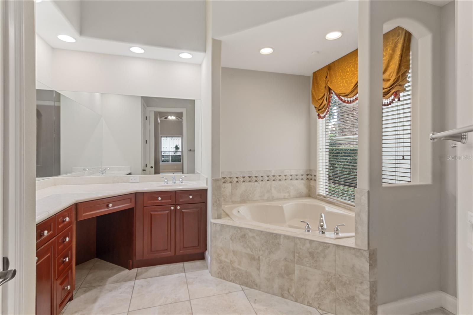 7014 Phillips Cove Ct #27 Property Photo 20