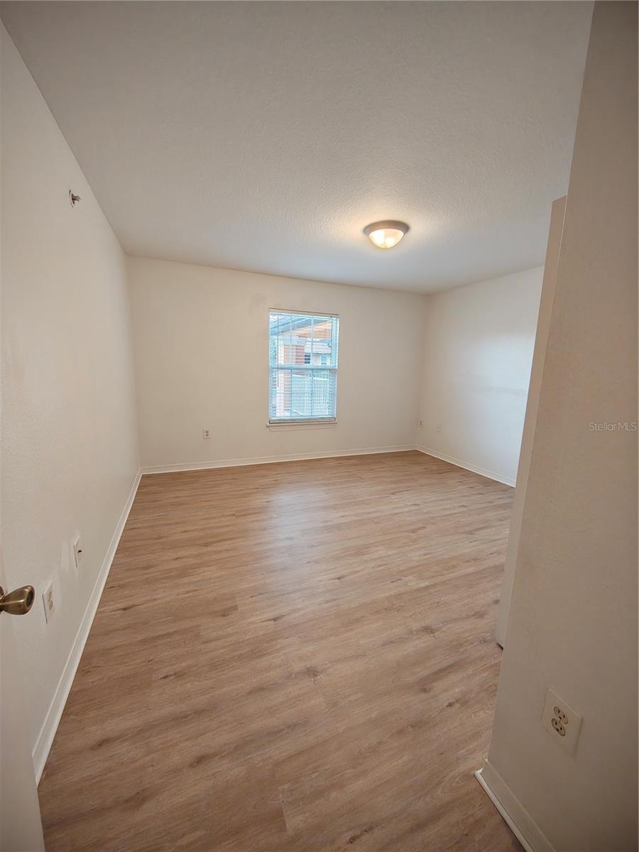 5471 Vineland Rd #7308 Property Photo 10